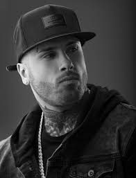 How tall is Nicky Jam?